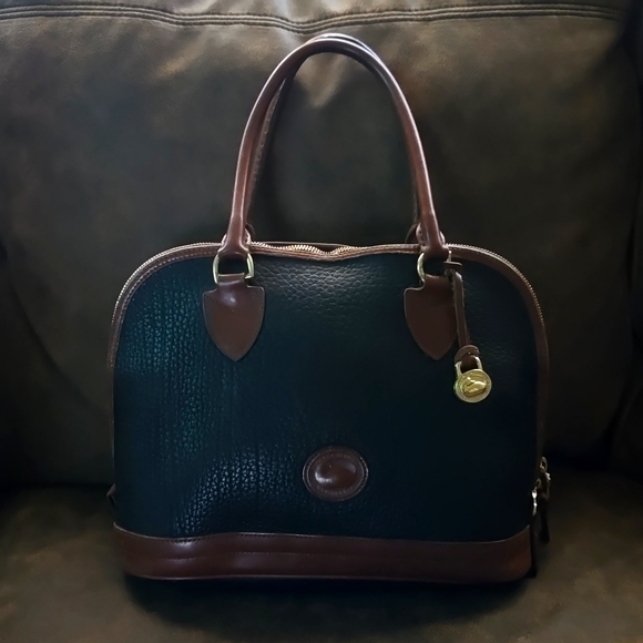 Black Dooney & Bourke Handbag with Brown details and handles - Picture 3 of 14